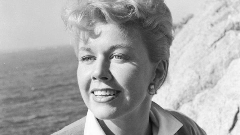 A murit legendara actriţă şi cântăreaţă americană Doris Day