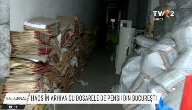Haos în arhiva cu dosarele de pensii din Bucureşti