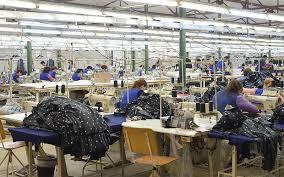 Coronavirus în Olt: Fabrică de textile închisă în urma confirmării pozitiv cu noul coronavirus a 8 angajați 