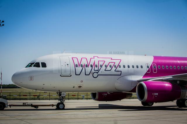 Purtarea măștilor va fi obligatorie pentru pasagerii avioanelor Wizz Air  