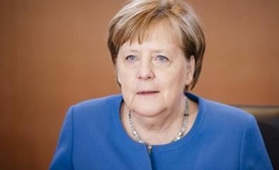 Hackerii ruși au sustras e-mail-uri de la biroul de circumscripție al Angelei Merkel, afirmă revista Der Spiegel