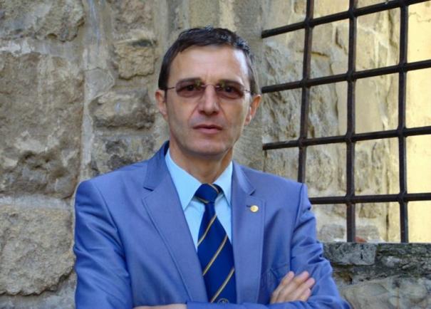 Președintele Academiei Române, în dezacord cu măsura din starea de alertă: Accesul în biserici este capital
