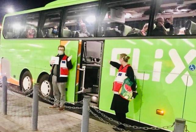 FlixBus reia cursele cu autocarul din şi spre România