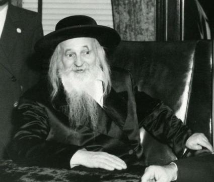 Povestea rabinului din Satu Mare, ajuns în Statele Unite, care a înființat dinastia din filmul ”Unorthodox”