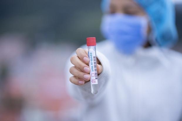 Explozie de noi infectări în Franța: Peste 7.000 de cazuri de coronavirus în 24 de ore