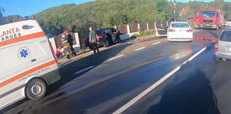 Imagini apărute în mediul online cu accidentul în care a fost implicat ministrul Transporturilor, Lucian Bode (VIDEO)