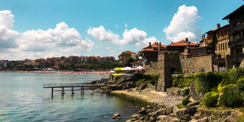 Bulgaria a hotărât să relaxeze condițiile impuse la intrarea turiștilor în țară după 1 mai