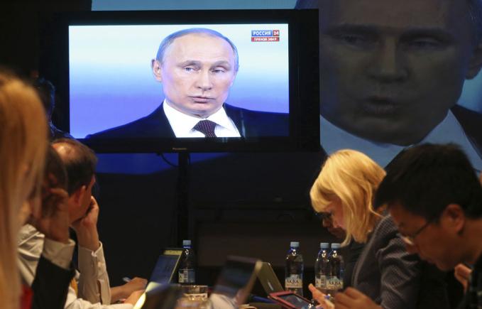 Cuvântul „război” interzis la televiziunea rusă: cum tratează mass-media din Rusia invazia?