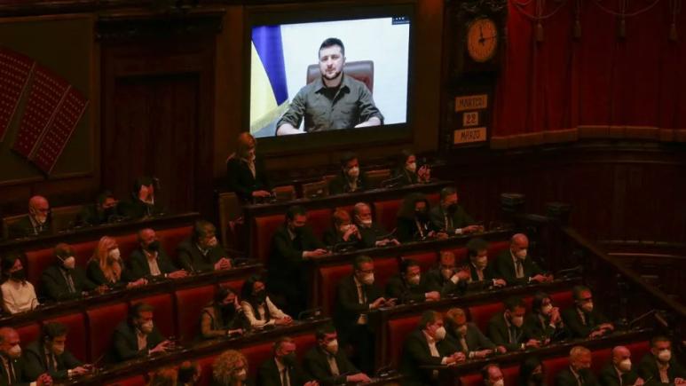 Zelensky va vorbi la summitul NATO de joi: va cere ajutor pentru a pune capăt invaziei ruse