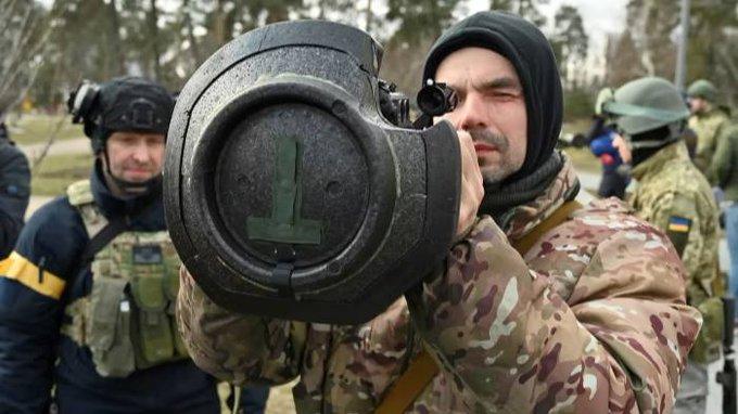 Statele NATO au fost de acord să furnizeze arme grele Ucrainei