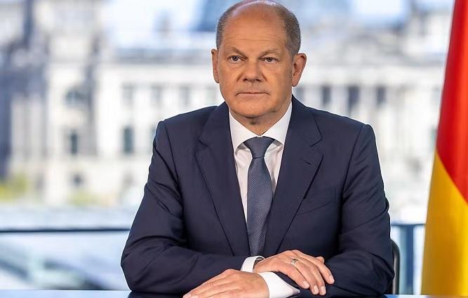 Olaf Scholz spune că "nu va face tot ce i se cere" și că va "evita orice ar dăuna poporului german"