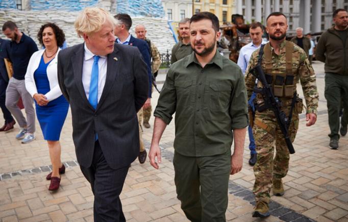 Boris Johnson avertizează cu privire la „oboseala de Ucraina”