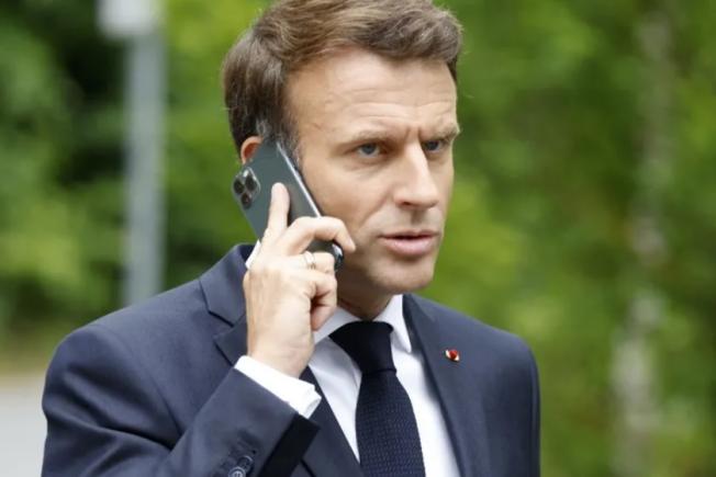 Rusia este jignită de o încălcare a „etichetei diplomatice” după publicarea unei conversații telefonice între Emmanuel Macron și Vladimir Putin