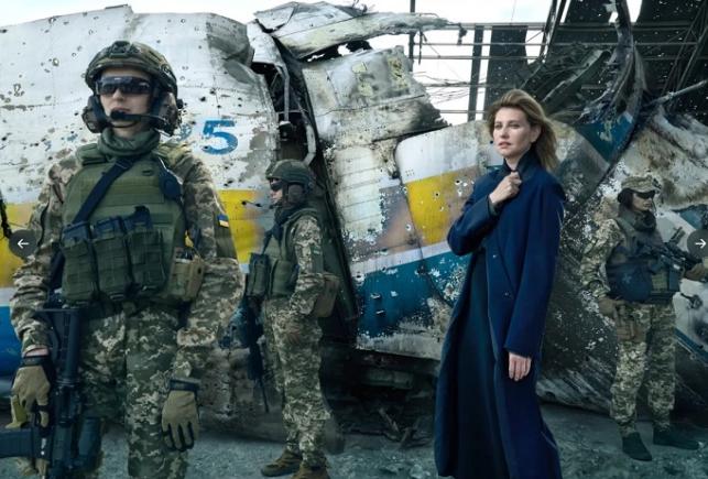 Fotografiile cuplului Zelensky pentru revista Vogue creează controverse: „Romantizează războiul”