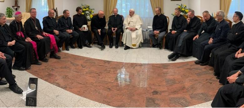 Papa Francisc: "Războiul? Este o greșeală să crezi că este un film de cowboy cu băieți buni și băieți răi"