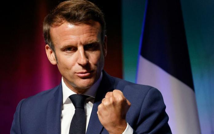 Macron: are loc o „schimbare profundă a naturii” războiului