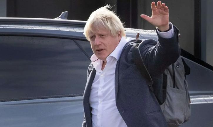 Boris Johnson se retrage din cursa pentru prim ministru