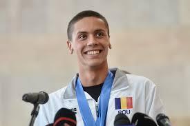 David Popovici a fost desemnat înotătorul anului în lume, conform pubicației Swimming World Magazine