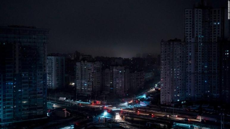 Kiev se pregătește pentru sărbătorile de sfârșit de an: "Nu îl putem lăsa pe Putin să ne fure Crăciunul"