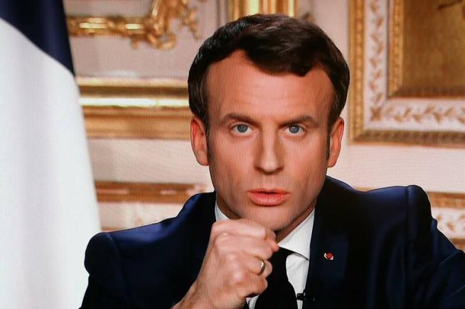 Intrarea Ucrainei în NATO este „puțin probabilă”, spune Macron