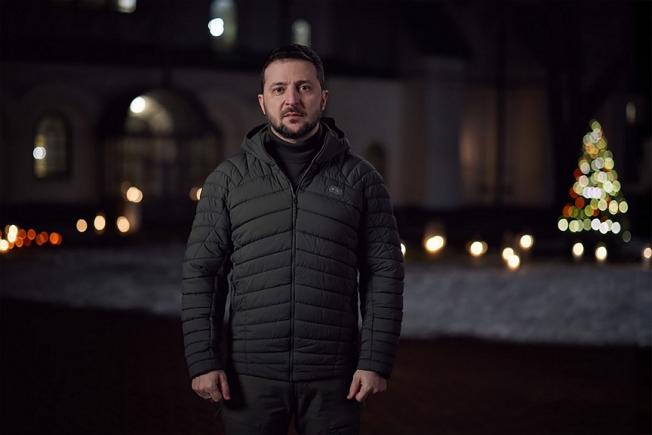 "Scaune goale" la masa de Craciun: urările lui Zelensky de sărbători