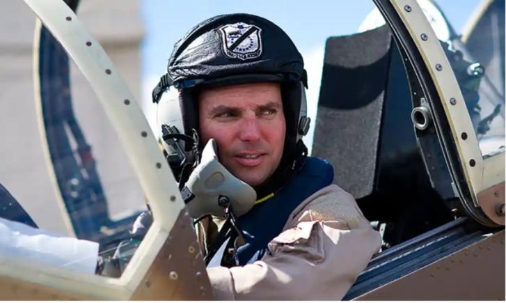 Tensiuni SUA-China: un pilot din armata americană a fost plătit pentru a antrena piloți chinezi