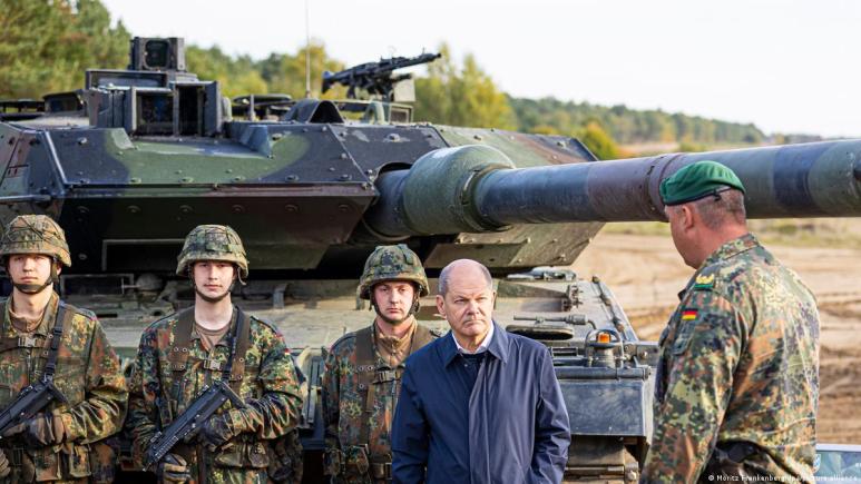 Der Spiegel: Germania va trimite tancuri Leopard în Ucraina