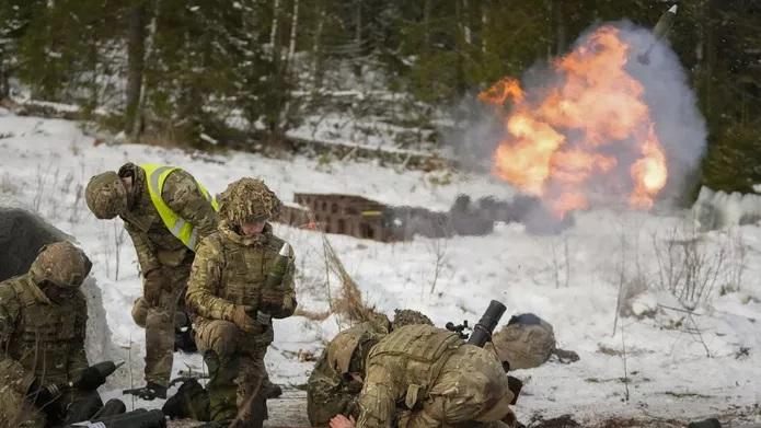 FinancialTimes: Armata Marii Britanii ar rezista doar „cinci zile” într-un război
