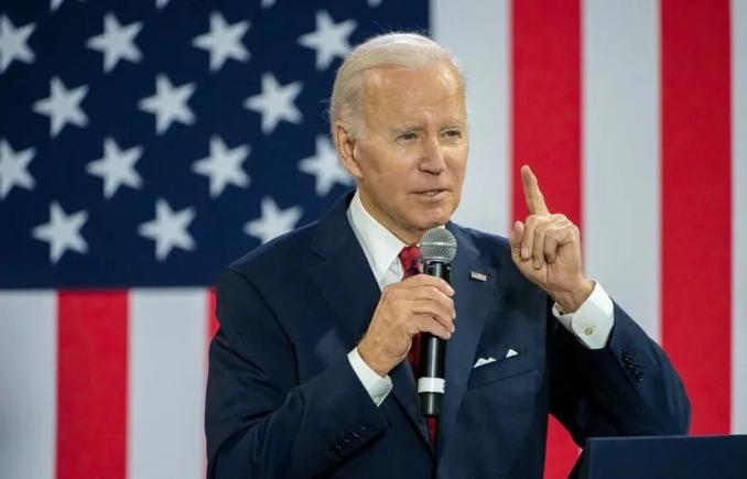 Baloane și OZN-uri: Biden se angajează să „doboare” orice obiect aerian care amenință securitatea SUA
