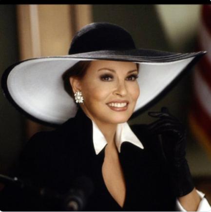 Raquel Welch, legenda Hollywood-ului: ”o frumusețe și un farmec absolut ireale”