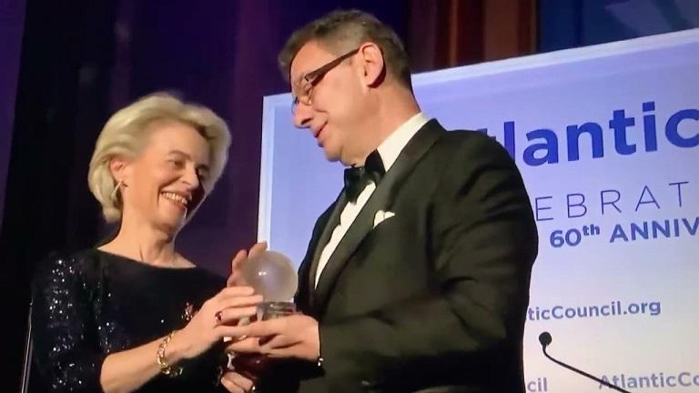 Nimic de ascuns? Von der Leyen va fi audiată de UE în spatele ușilor închise