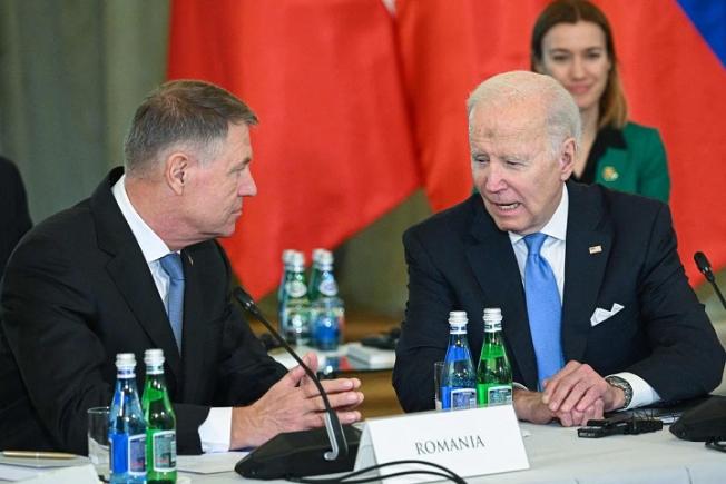 „Cei nouă de la București” își reiterează sprijinul pentru Ucraina și se angajează să consolideze prezența militară a NATO pe teritoriile lor