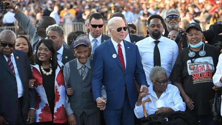 Biden: Trebuie să cunoaștem toată istoria americană, „cu bune și rele"