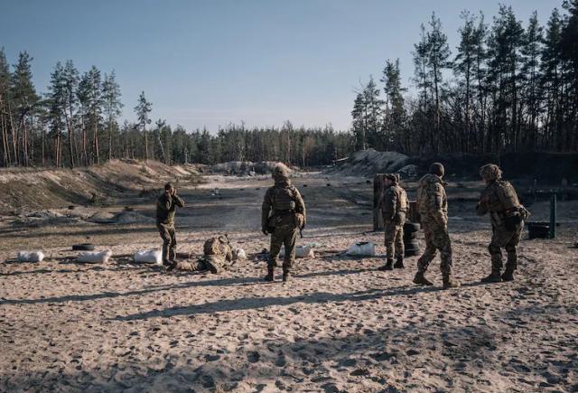 WashingtonPost: Ucraina duce lipsă de trupe calificate și de muniții pe măsură ce pierderile și pesimismul cresc