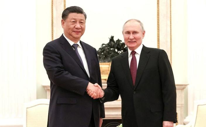 Cei doi „dragi prieteni” Xi și Putin s-au întâlnit la Moscova