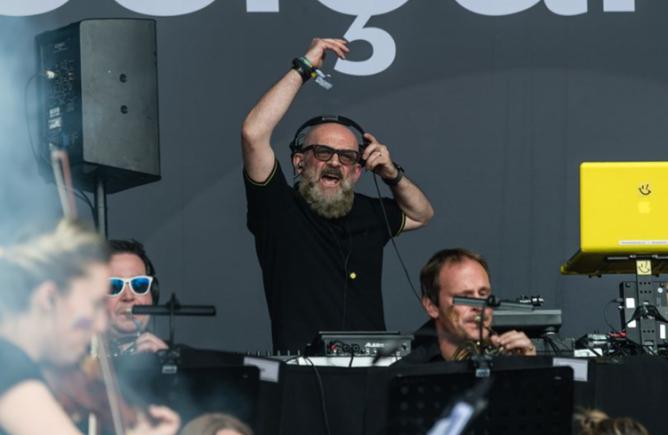 Celebru DJ își pierde fiul de doar 18 ani în fața unei maladii incurabile