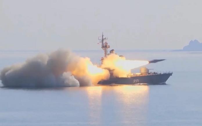 Manevre surpriză ale flotei ruse în Pacific