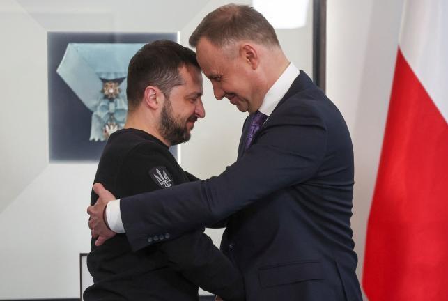 Polonia interzice importurile de cereale ucrainene și de zeci de alte produse agroalimentare