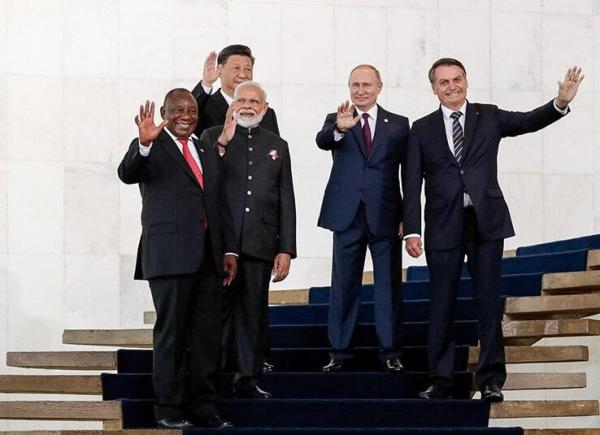 AsiaTimes: De ce atât de multe democrații preferă Rusia în detrimentul Ucrainei?