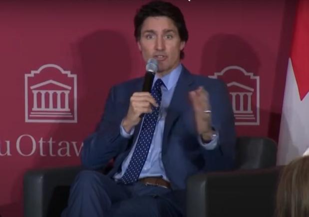Justin Trudeau spune că nu a forțat pe nimeni să se vaccineze