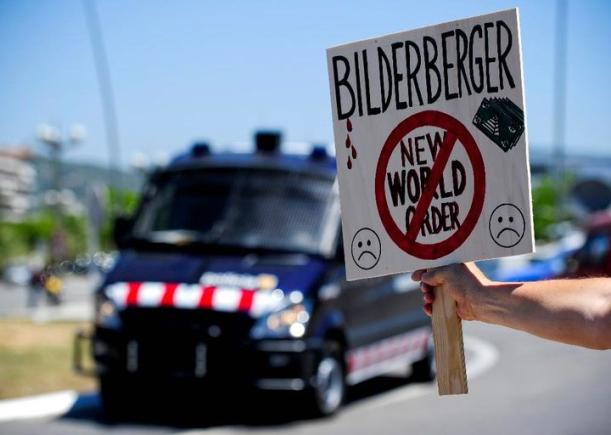 Conferința secretă Bilderberg la care participă elita mondială are Inteligența Artificială în fruntea agendei