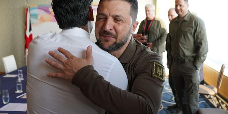Zelensky a sosit la Hiroshima: "Pacea va deveni mai aproape astăzi"
