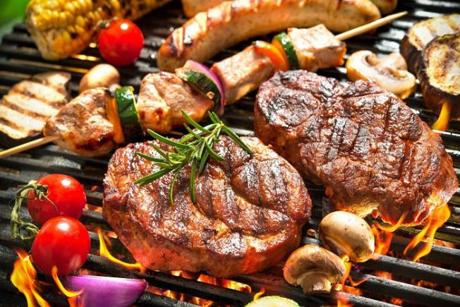 Un proprietar vegan refuză să închirieze apartamentul chiriașilor care gătesc carne