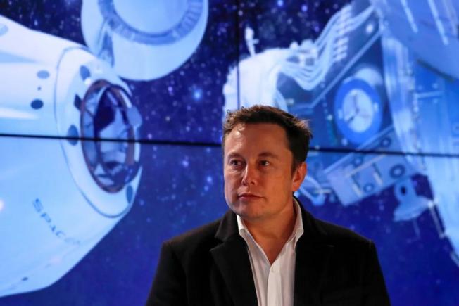 New York Times: Elon Musk a respins cererea Ucrainei de acces Starlink în apropierea Crimeei