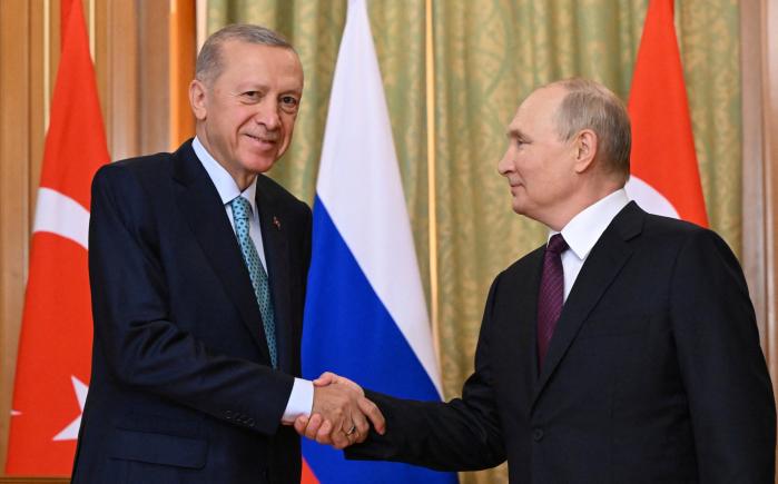 Putin se declară gata să relanseze acordul de cereale dacă cererile sale sunt îndeplinite