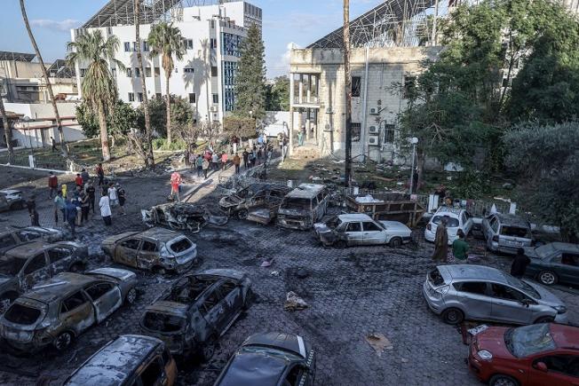 Armata israeliană susține că lipsa daunelor structurale la spitalul din Gaza exclude atacurile aeriene