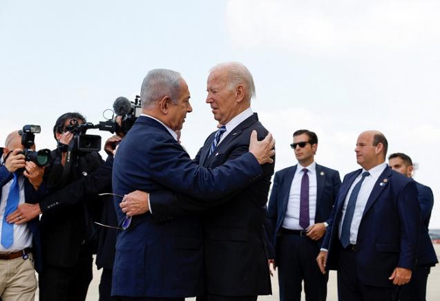 „Pare că cealaltă echipă” este responsabilă de atacul spitalului din Gaza; America plânge cu tine, unită pentru a învinge Hamas", îi spune Biden lui Netanyahu