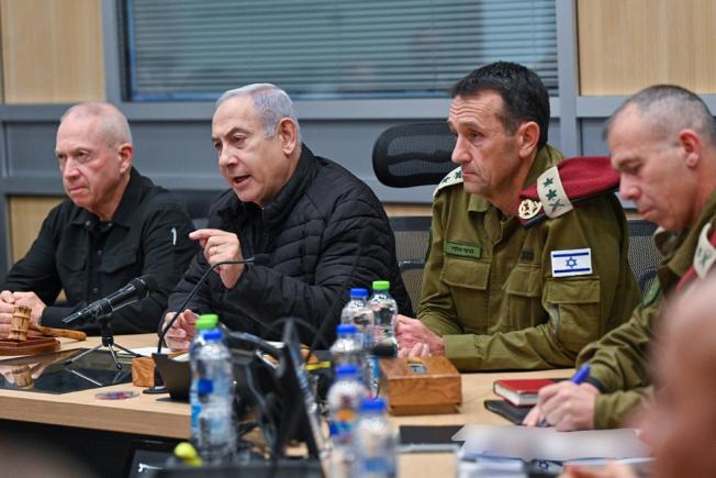 New York Times: „Planul de invazie a Gazei este gata, dar Netanyahu nu îl semnează”