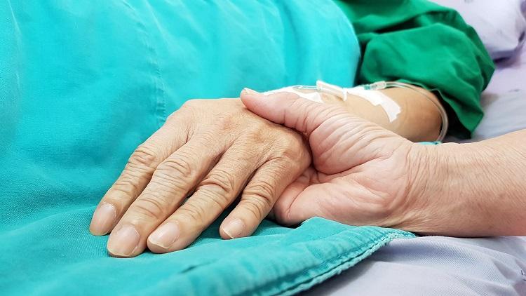 Curtea Europeană a Drepturilor Omului construiește dreptul la eutanasie