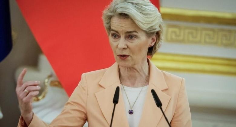 Regina americană a UE, Ursula von der Leyen, reorganizează uniunea pentru război